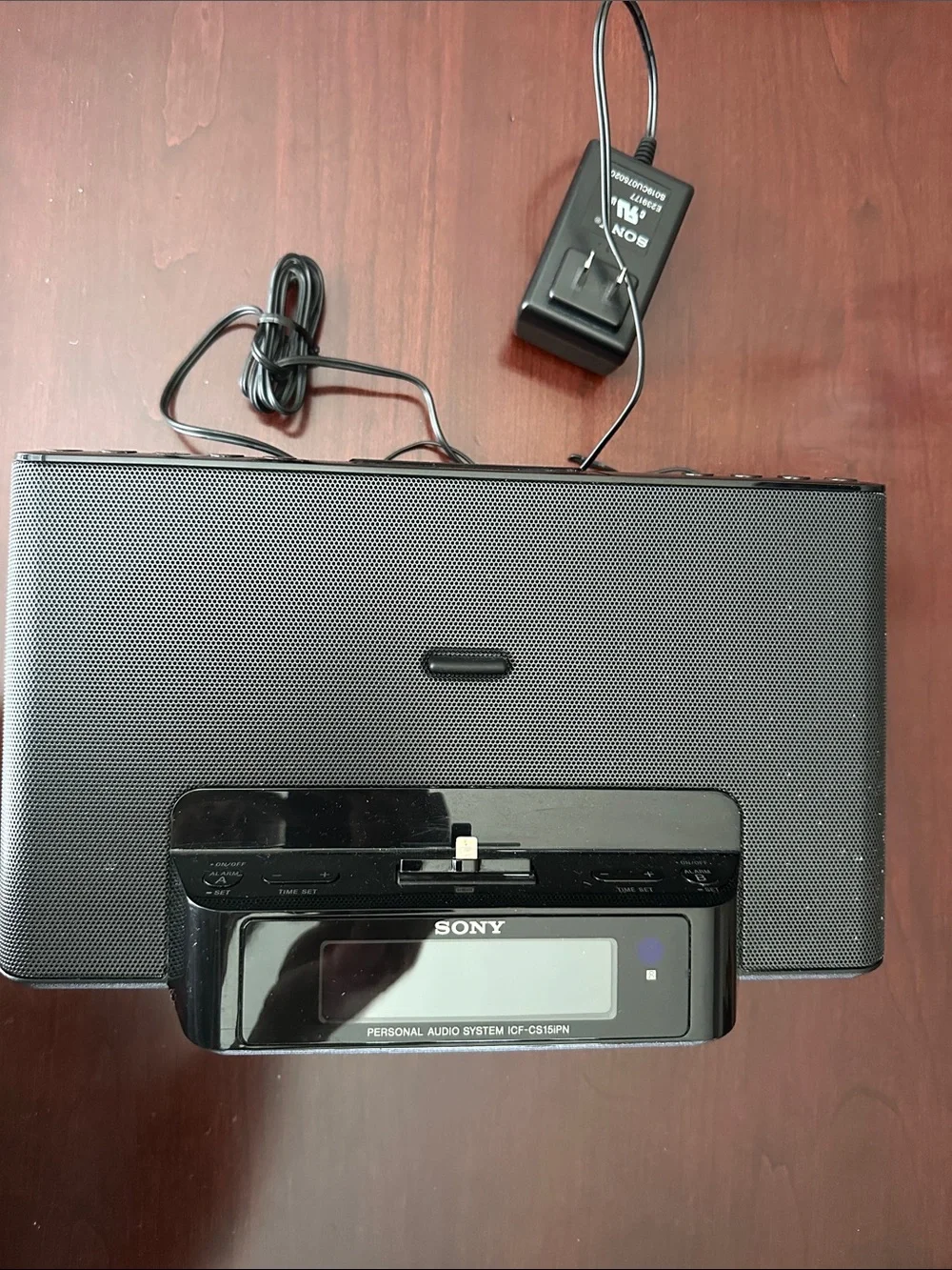 Sony Black IPod Dock with AM/FM and Alarm Clock Display